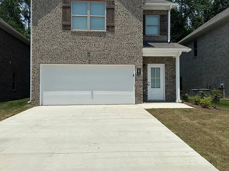 291 Shiloh Creek Drive, Calera, AL